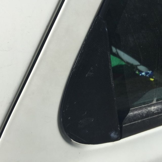 Rear side window trim plate — source image