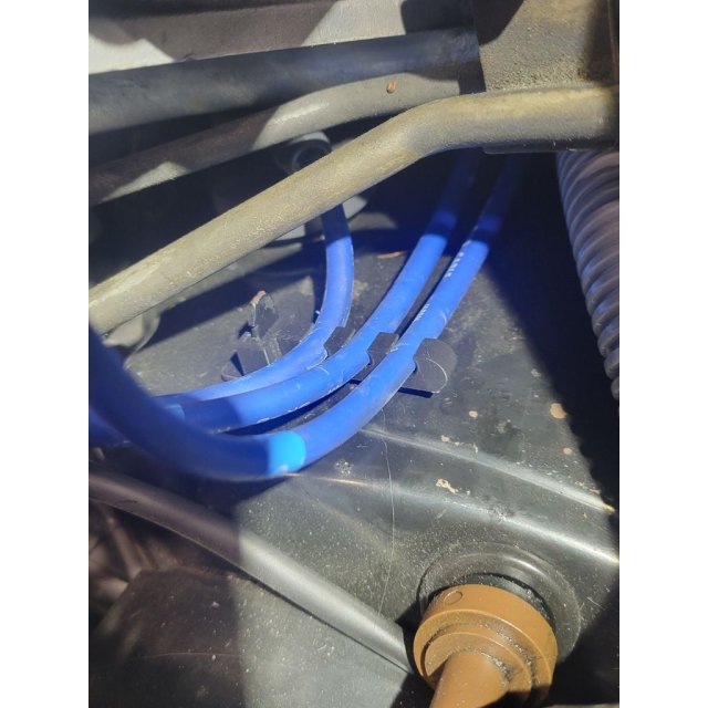 Montero spark plug wire holder — source image
