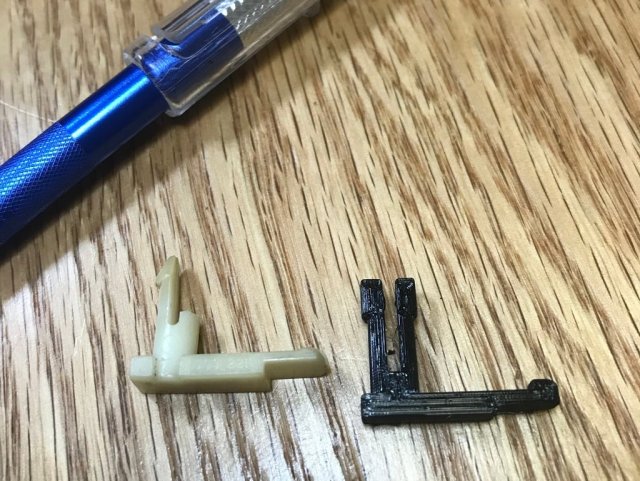 Sunroof Trim Retainer Clip — source image