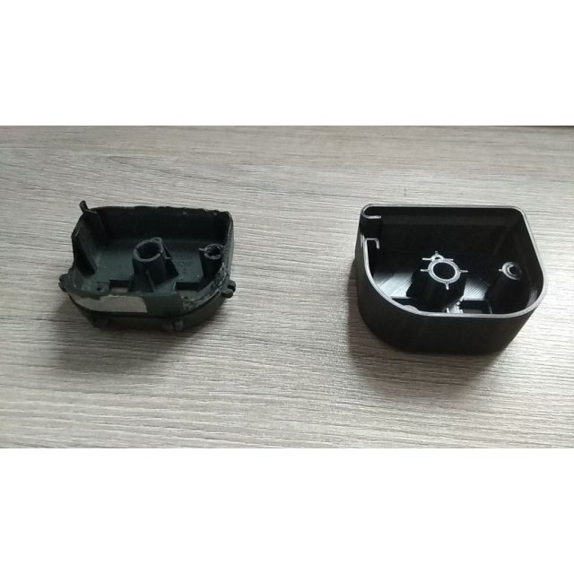 Trunk curtain cover end cap — source image