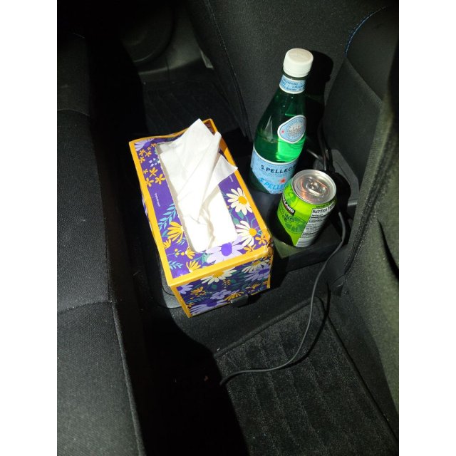 Rear Double Cupholder / Tissue Box Holder — source image