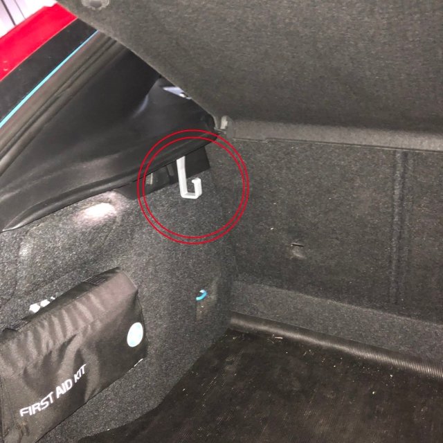 Trunk Hook — source image