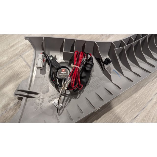 Tweeter Mount — source image
