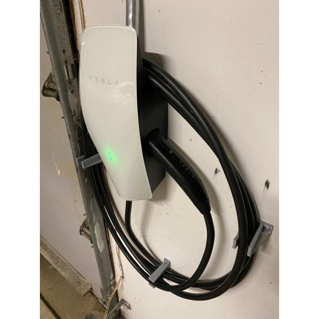 Tesla Cord Holder — source image
