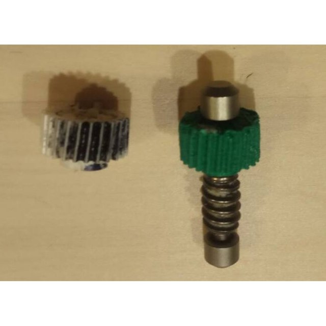 Mirror Gear — source image