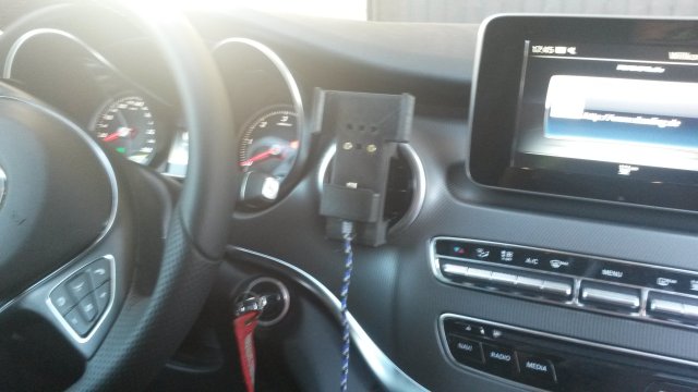Samsung S4 Phone Holder — source image