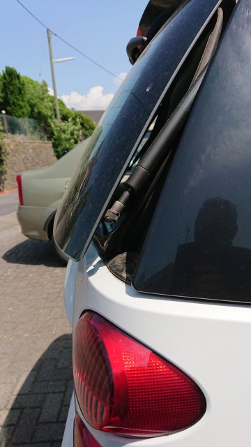 Rear Window Spacer — source image
