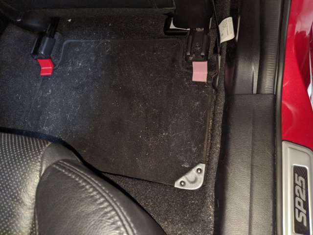Floor Mat Retaining Clip Rear — source image