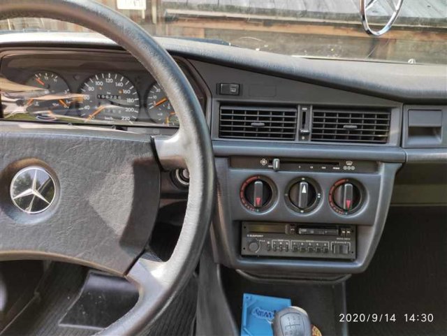 Blaupunkt Boston Radio Knob — source image