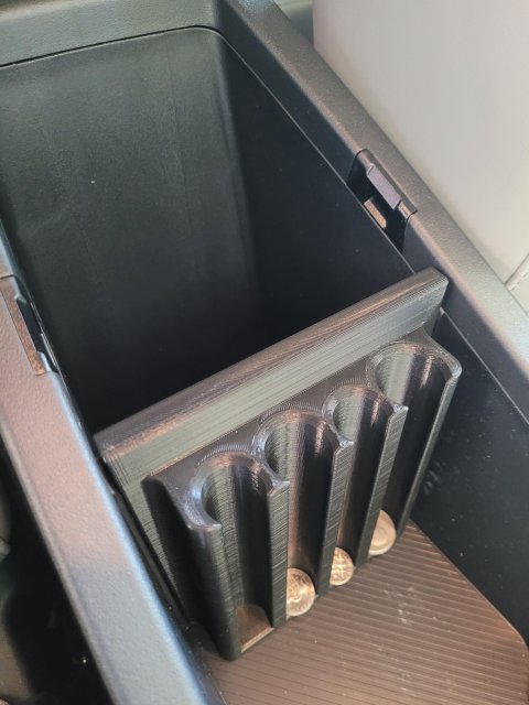 center coin holder — source image