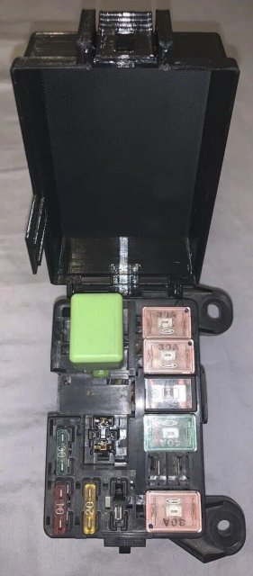 Engine Bay Fuse Box Cover Lid — source image