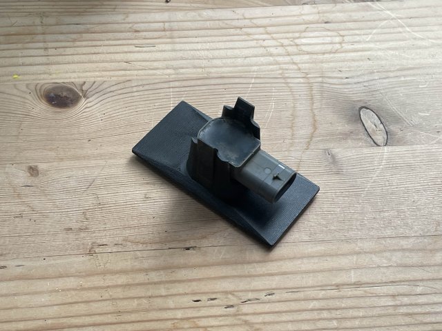 Parking Sensor Holder — source image