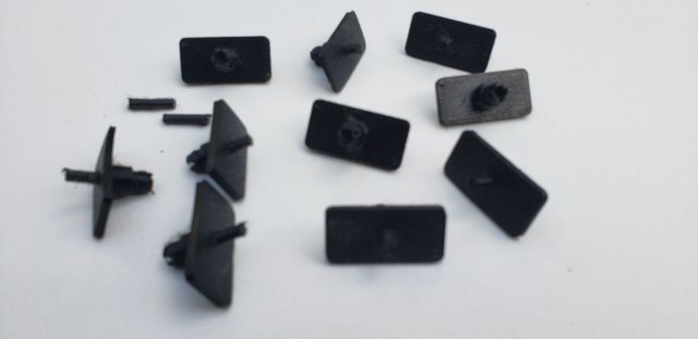 Rear Bumper Trim Clip Set — source image