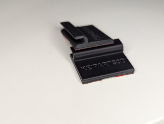 Trunk Carpet Clip — source image