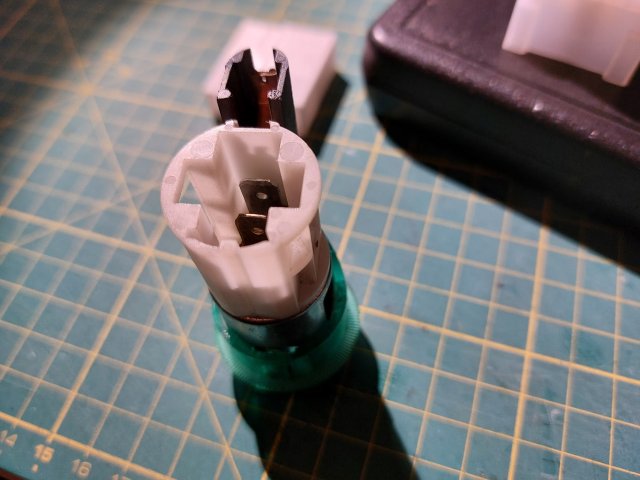Cigarette Lighter Connector — source image