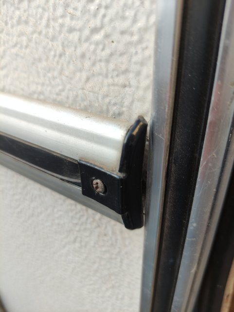 Longitudinal trim end caps — source image