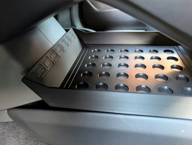 Centre Console Tray — source image